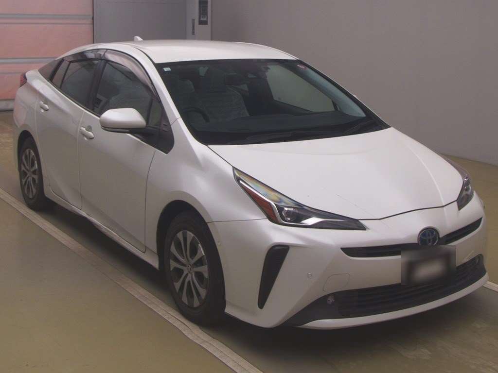 Toyota Prius 2020 Pearl A Power seat + HUD